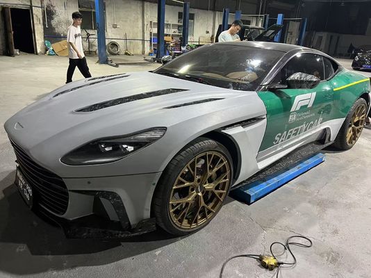 Aston Martin DB11 Włókno węglowe zestaw nadwozia DB11 w stylu mansory przedni i tylni zderzak spódnica boczna fender spoiler kaptur