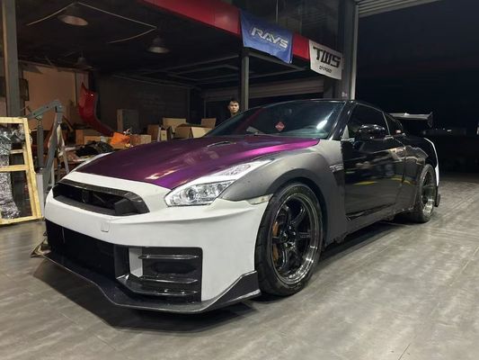 Nissan GTR Karbonowe kadłubki GTR r35 Zmodernizowany 2024nismo styl przedni i tylni zderzak spoilery windy