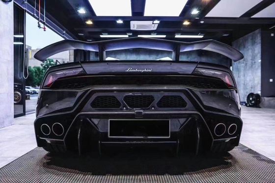 2022 Nowe produkty Huracan Lp580 Lp610 Body Kit dla Lamborghini Huracan Przedni i tylny zderzak Włókno węglowe