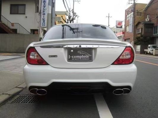 Do Jaguar XJ8 XJ6 Body Kit XJ6 XJ8 Modernizowany przedni i tylni zderzak z zniszczeniem nadwozia