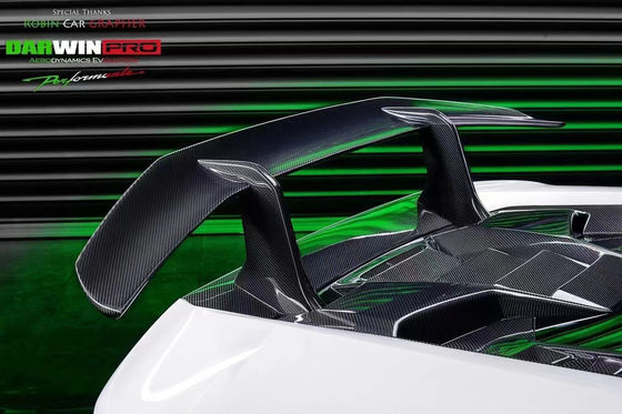 Dla Lamborghini LP580 LP610 Węglowoniowy zestaw nadwozia LP580 LP610 Uaktualniony LP640 stylu przedni i tylni zderzak spoiler Hood
