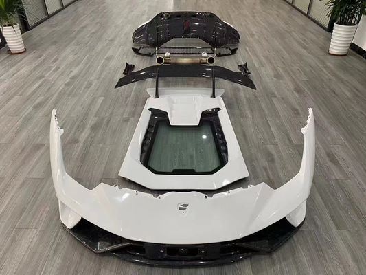 Dla Lamborghini LP580 LP610 Węglowoniowy zestaw nadwozia LP580 LP610 Uaktualniony LP640 stylu przedni i tylni zderzak spoiler Hood