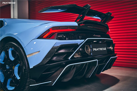Nowy produkt Zestaw nadwozia z włókna węglowego dla Lamborghini Huracan EVO Huracan EVO Węglowodanowy przedni łopatka dyfuzor spoiler
