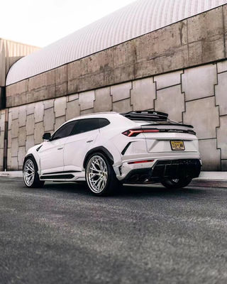 Części samochodowe do Lamborghini Urus Body Kit Urus Upgrades 1016-style Front Scoop Diffuser Spoiler Widebody Kit
