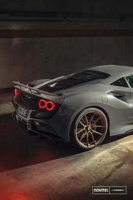Novit Style Carbon Fiber Body Kit dla Ferrari F8 Carbon Fiber Body Kit Przednia łopatka tylny dyfuzor spoiler