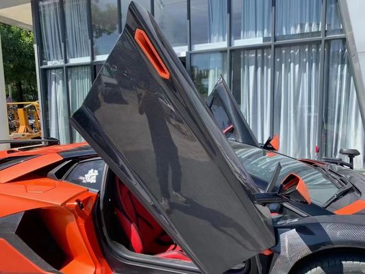 Do Lamborghini Aventador LP700 Płyty drzwiowe z włókien węglowych Aventador SVJ Style Płyty drzwiowe z włókien węglowych