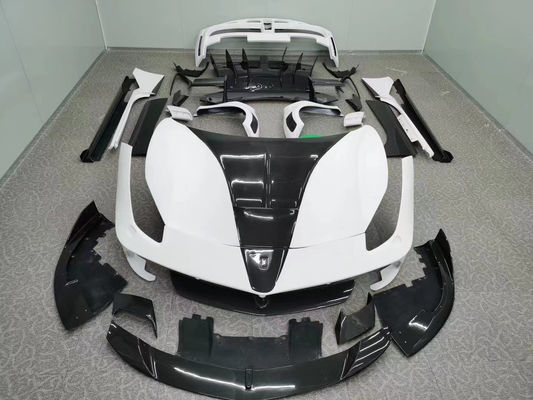 Części samochodowe dla Ferrari 488 Body Kit 488 Modernizowany styl MSY przedni i tylni zderzak spoiler Carbon Fiber Body Kit