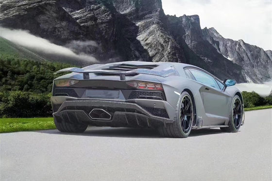 Zestaw nadwozia z włókna węglowego dla Lamborghini LP740S LP740S Uaktualnij Uaktualniony MSY Style Front Shovel Diffuser Spoiler Body Kit