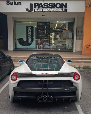 Części samochodowe dla Ferrari 458 Body Kit 458 Modernizowany Misha Style Przód i tylny zderzak Strona spódnica Hood Spoiler Body Kit