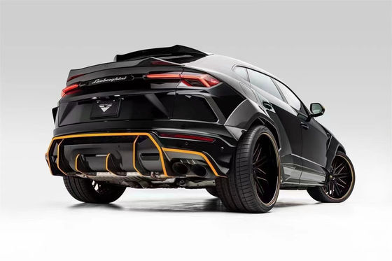 Dla Lamborghini Urus Włókno węglowe Zestaw korpusu Urus Zmodernizowany styl VORS Włókno węglowe przednie usta Dyfuzor spoiler Hood z szerokim ciałem