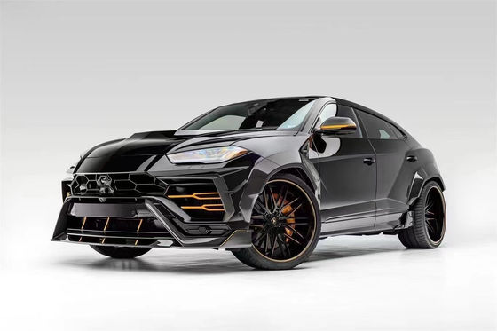 Dla Lamborghini Urus Włókno węglowe Zestaw korpusu Urus Zmodernizowany styl VORS Włókno węglowe przednie usta Dyfuzor spoiler Hood z szerokim ciałem