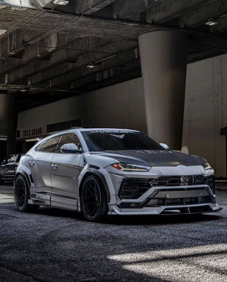 LB Style Wide-body Kit dla Lamborghini URUS Carbon Fiber Body Kit Urus Carbon Fiber Front Lip Diffuser