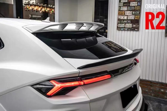 Dla Lamborghini URUS Spoiler z włókna węglowego URUS ulepsza spoiler z włókna węglowego w stylu PD