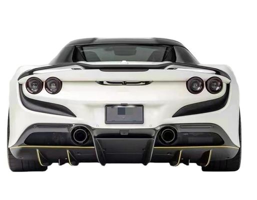 Części samochodowe dla Ferrari F8 Zestaw nadwozia z włókna węglowego F8 Modernizacja Novi Style Diffuser Diffuser z włókna węglowego