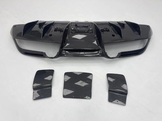 Części samochodowe dla Ferrari F8 Zestaw nadwozia z włókna węglowego F8 Modernizacja Novi Style Diffuser Diffuser z włókna węglowego