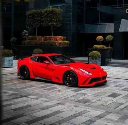 Do Ferrari F12 Zestaw szerokości nadwozia z włókna węglowego F12 Zestaw szerokości nadwozia z włókna węglowego