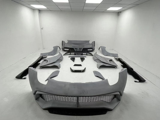 Do Ferrari F12 Zestaw szerokości nadwozia z włókna węglowego F12 Zestaw szerokości nadwozia z włókna węglowego