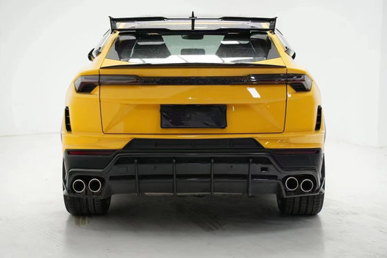 URUS Lamborghini Body Kit 2018-2019 Włókno węglowe przedni dyfuzor warg Urus Wide Body Kit