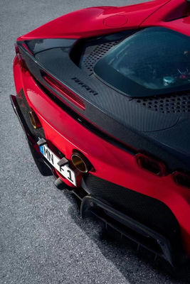 Spoiler z włókien węglowych Spoiler z włókien węglowych dla Ferrari SF90 SF90 Modernizowany styl OEM Spoiler Tail