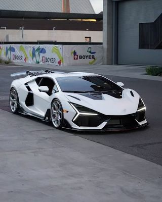 Lamborghini Revuelto Custom Body Kits Włókno węglowe DUKE Custom Front Diffuser