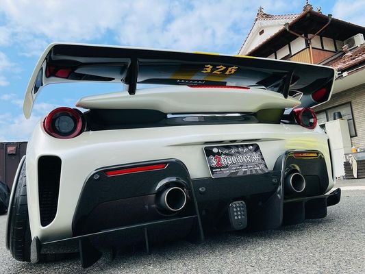 Węglowe włókna szerokoosobowe Ferrari 488pista spoiler Węglowe włókna spoiler skrzydło