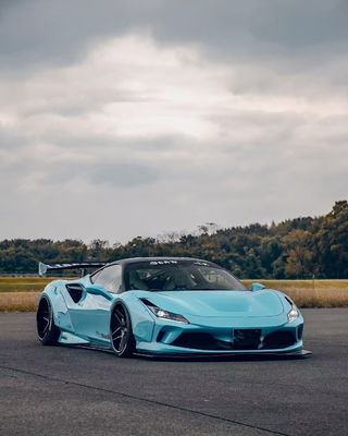 F8 Ferrari Auto Body Kit LB Style Niebieski spoiler z włókna węglowego