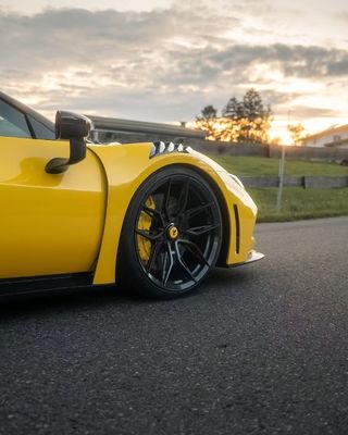 296 Ferrari Body Kit 2021 2022 Samochód Koła Łuk Przedni i tylny zderzak spoiler