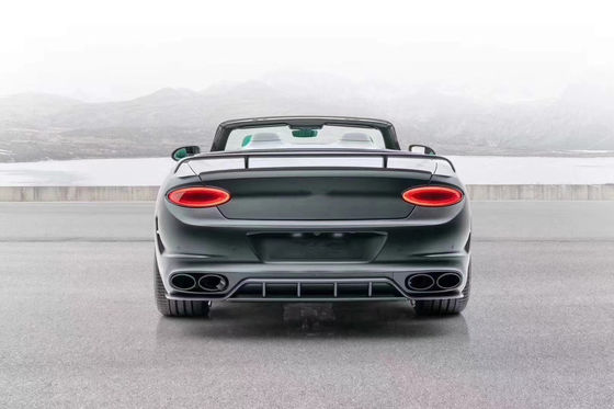 Włókno węglowe 3S3 Bentley Body Kit Automatyczne części Bumper Diffuser Front Shovel OEM