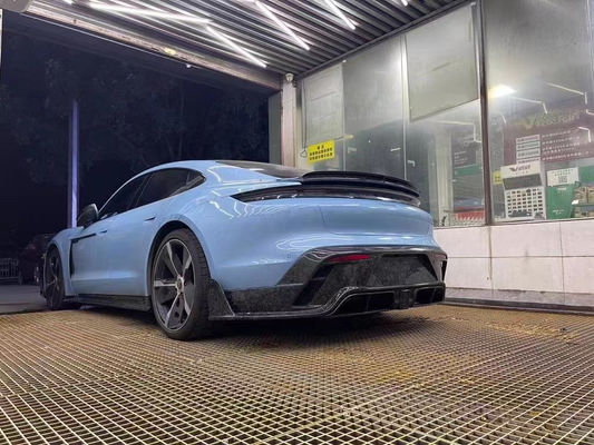 Części samochodowe do Porsche Taycan Zestaw nadwozia z włókna węglowego