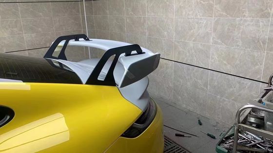 Spoiler z włókien węglowych dla Porsche 911 992 Materiał z włókien węglowych 911 992 Modernizowany styl GT3