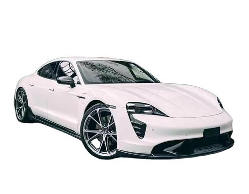 Dla Porsche Taycan Zestaw nadwozia z włókna węglowego Zestaw nadwozia z włókna węglowego z przedniej strony