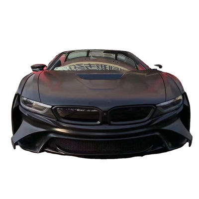 Do BMW I8 Zestaw nadwozia z włókna węglowego Zestaw nadwozia z włókna węglowego zestaw nadwozia z przednim i tylnym zderzakiem przednim i tylnym