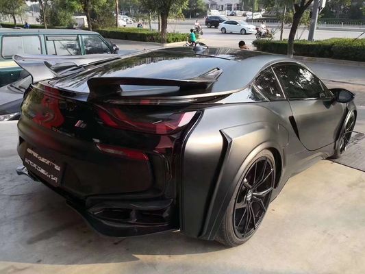 Do BMW I8 Zestaw nadwozia z włókna węglowego Zestaw nadwozia z włókna węglowego zestaw nadwozia z przednim i tylnym zderzakiem przednim i tylnym