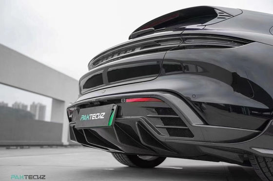 Suchy zestaw nadwozia z włókien węglowych z włókien węglowych dla Porsche Taycan Taycan Upgrade PAKTECHZ Style