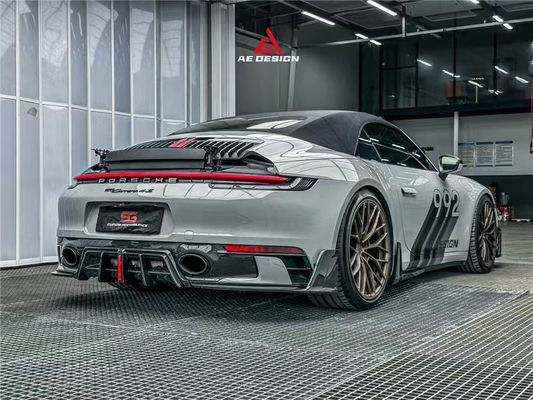 Dla Porsche 992s Węglowodanowy zestaw nadwozia 992s AE Style suchy węglowodanowy przedni dyfuzor spoiler boczny spódnica