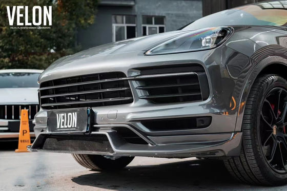 Wymiana 2019 Porsche Cayenne Body Kit Side Skirts Dry Carbon Fiber Diffuser Spoiler