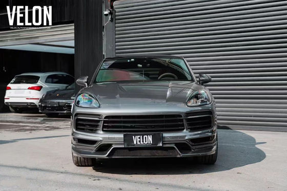 Wymiana 2019 Porsche Cayenne Body Kit Side Skirts Dry Carbon Fiber Diffuser Spoiler