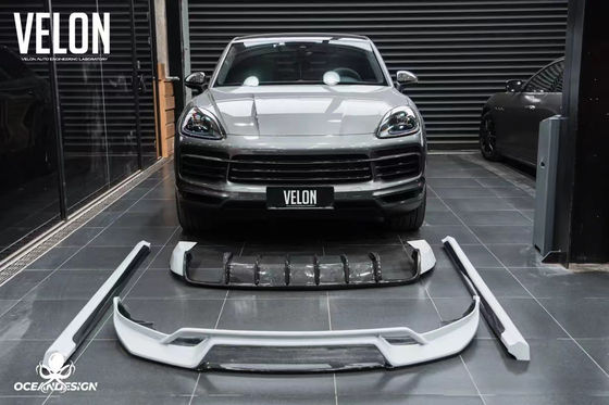 Wymiana 2019 Porsche Cayenne Body Kit Side Skirts Dry Carbon Fiber Diffuser Spoiler