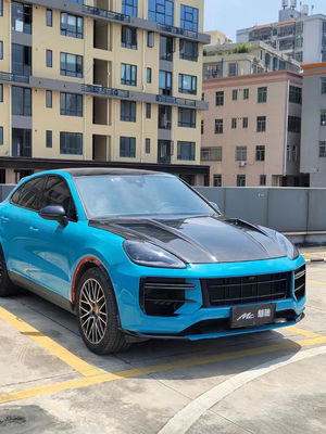 2019 Black Porsche Cayenne Body Kit TH Style Hood Motor Cover Sucha włókna węglowe