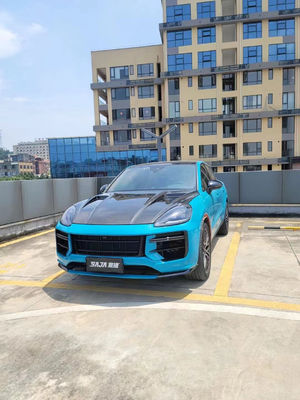 2019 Black Porsche Cayenne Body Kit TH Style Hood Motor Cover Sucha włókna węglowe