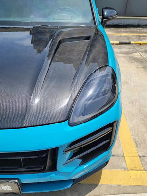 2019 Black Porsche Cayenne Body Kit TH Style Hood Motor Cover Sucha włókna węglowe