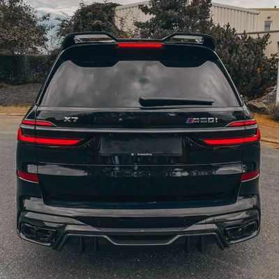 Dla BMW X7 Zestaw nadwozia z włókna węglowego Zestaw nadwozia z włókna węglowego w stylu LD