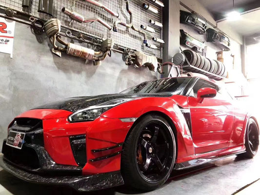 Do Nissan GTR Body Kit GTR R35 Uaktualnia VARIS-style Carbon Fiber Front and Rear Bumper Spoiler Body Kit