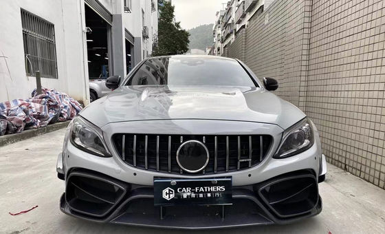 Nowy produkt dla Mercedesa W205 AMG C63 Coupé Body Kit C63 Coupé Zmodernizowany przedni zderzak w stylu IMP