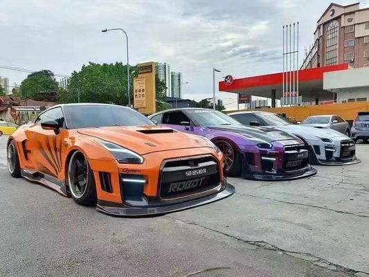 Niestandardowy zestaw nadwozia Nissan 2022 z przodu i z tyłu