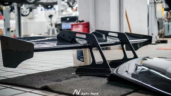 Srebrowy GTR Nissan Body Kit LB Style Spoiler Samochód Kaczorki Ogon Płetwy Body Kit Spoiler