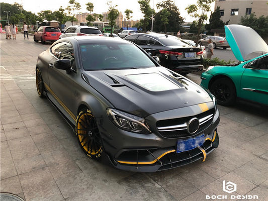 Pokrywka z włókna węglowego dla Benz C63 Coupé Materiał z włókien węglowych C63 Kapulet z włókien węglowych Kapulet silnika