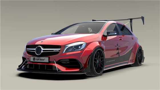 Do Mercedes AMG A45 Zestaw nadwozia z włókna węglowego A45 Zmodernizowany zestaw nadwozia z przednią łopatą, dyfuzorem i spoilerem