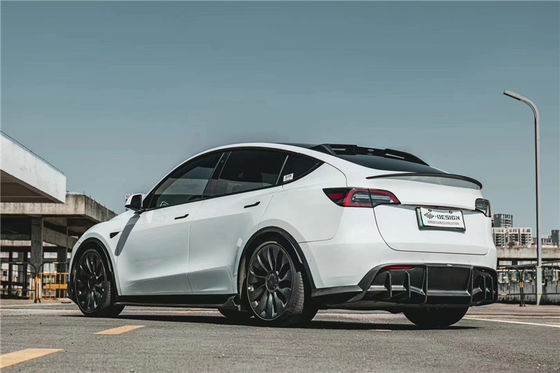 Części samochodowe dla Tesli MODEL Y Węglowodanowy zestaw nadwozia MODEL Y Zmodernizowany zestaw nadwozia węglowodanowy w stylu MIW