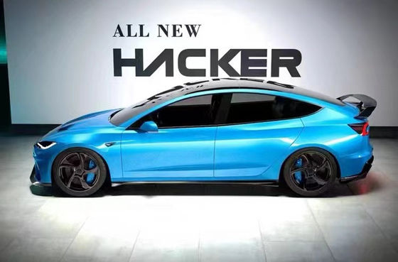 2024 Naprawa Tesla Body Kit Włókno węglowe Model 3 Spoiler Robot Style Front And Rear Bumper